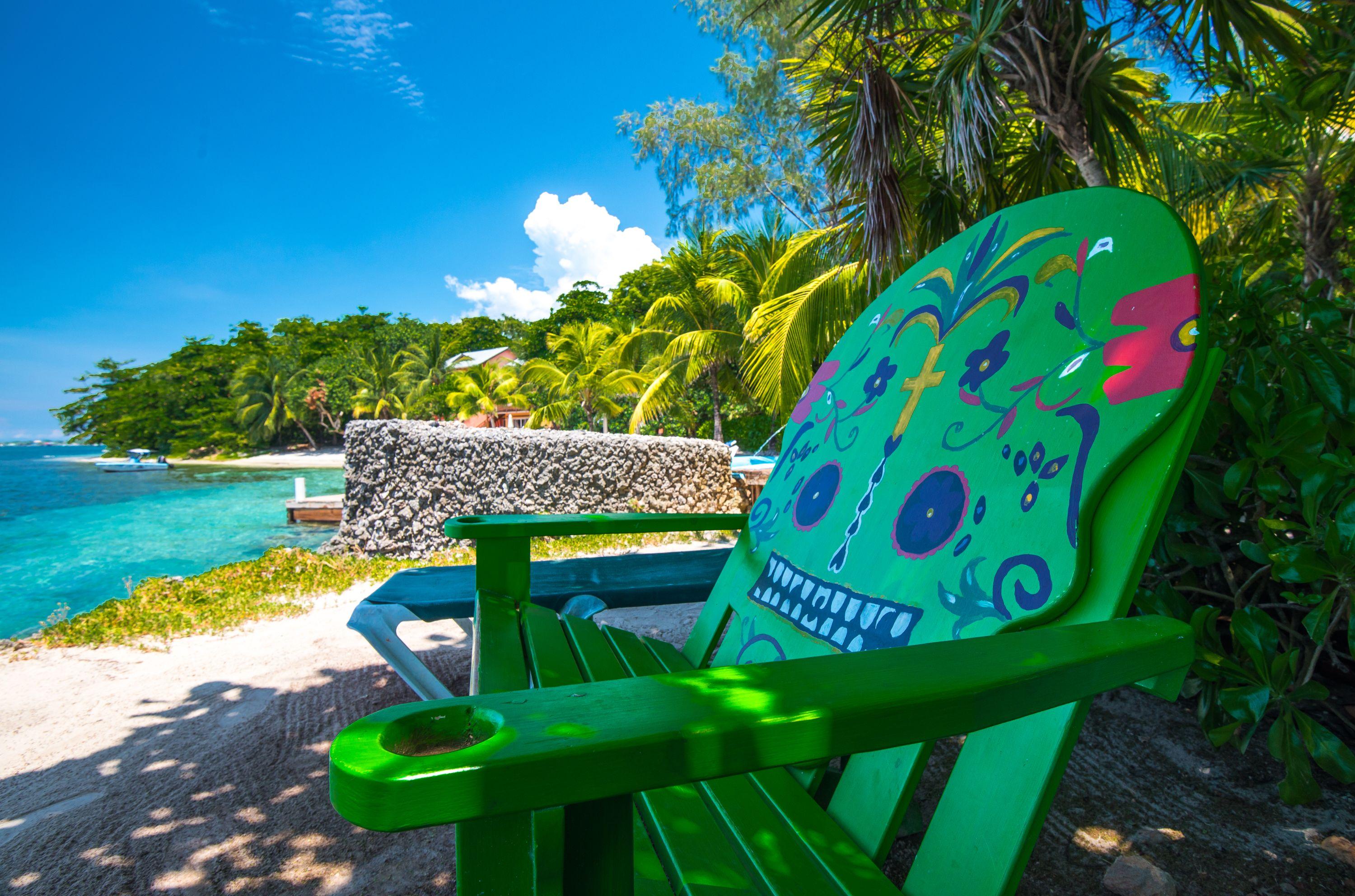 Las Rocas Resort And Dive Center Уест Бей Екстериор снимка